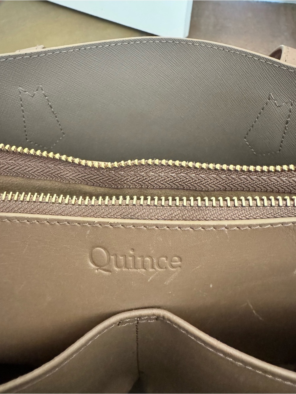 QUINCE ITALIAN LEATHER TRIPLE COMPARTMENT SHOPPER TOTE.used once.See description - Picture 5 of 8